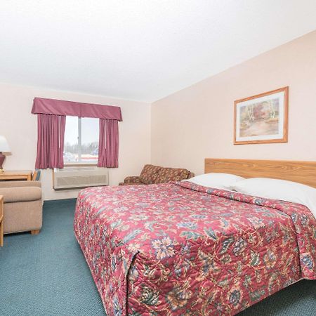 Super 8 By Wyndham Superior Wi Hotell Eksteriør bilde