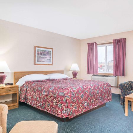 Super 8 By Wyndham Superior Wi Hotell Eksteriør bilde