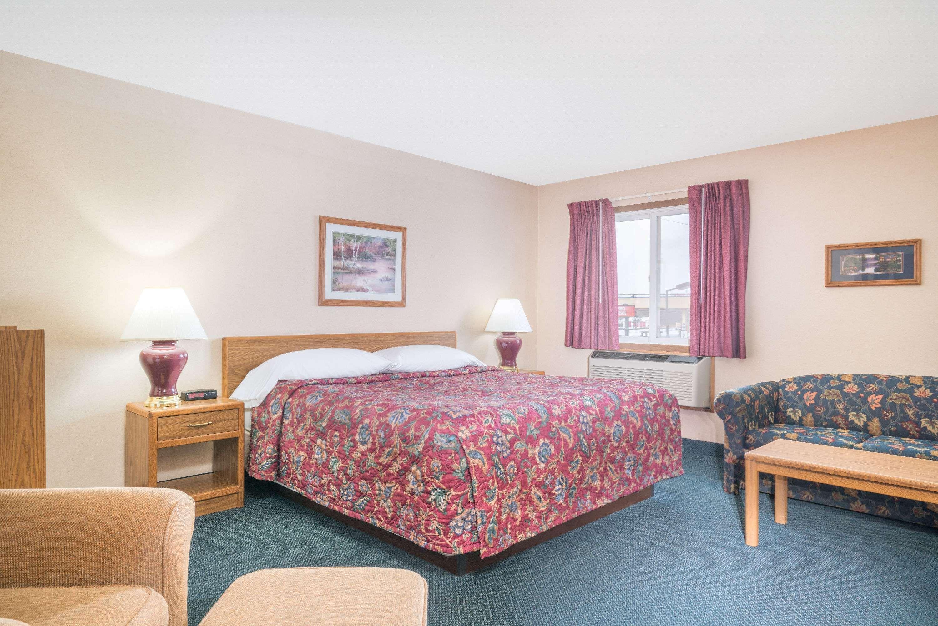 Super 8 By Wyndham Superior Wi Hotell Eksteriør bilde