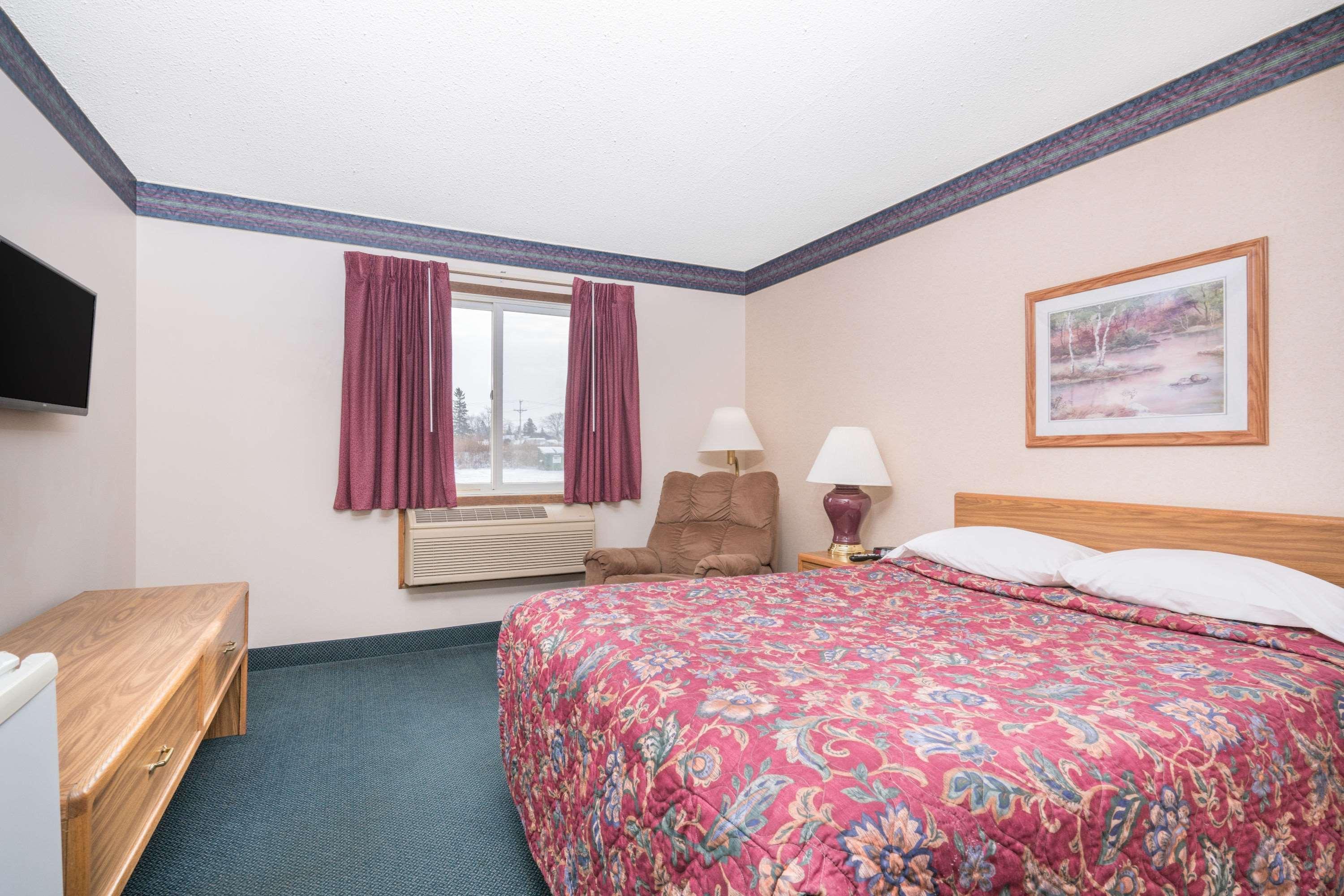 Super 8 By Wyndham Superior Wi Hotell Eksteriør bilde