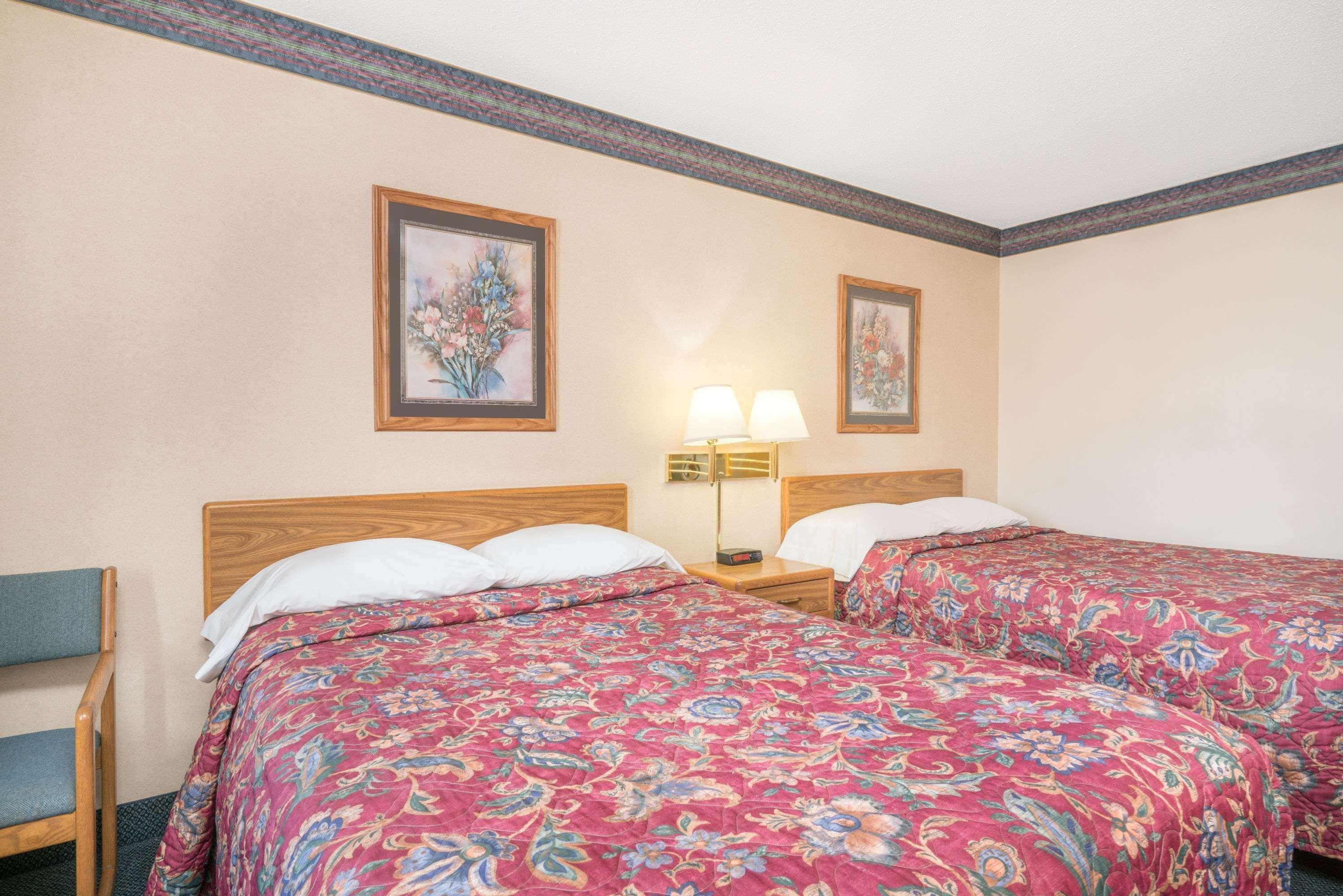 Super 8 By Wyndham Superior Wi Hotell Eksteriør bilde